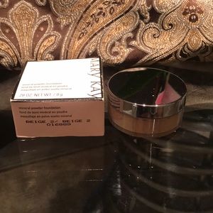 Mary Kay Mineral Powder Foundation: Beige 2
